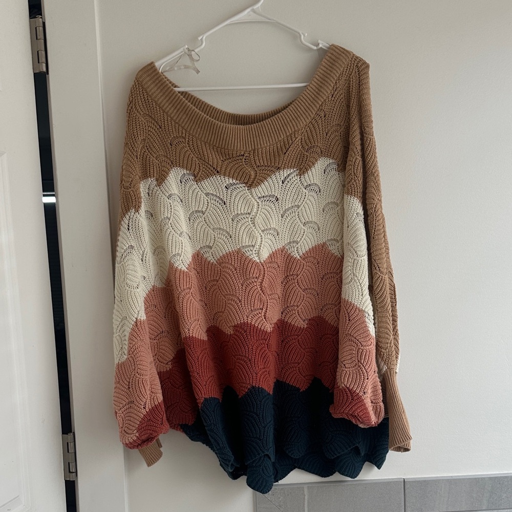 ANDREE BY UNIT Colorblock Knit Sweater